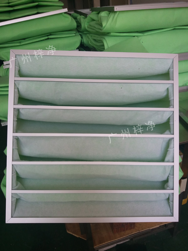 過濾棉袋式初效過濾器采用G4等級過濾棉制作,過濾精度為5um。