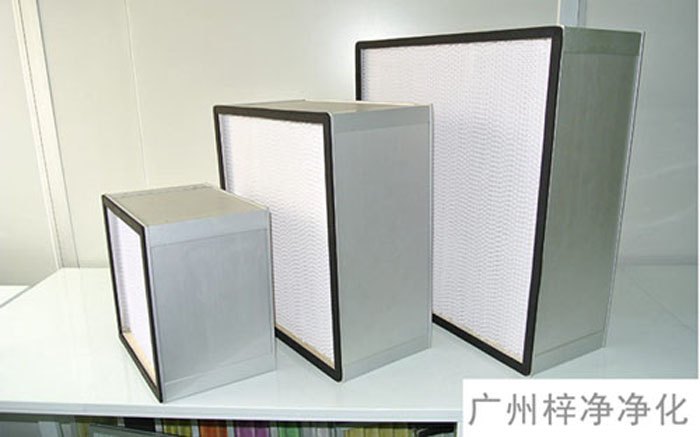 F-S有隔板中效空氣過濾器主要用于制藥、電子、食品廠房中潔凈/空調/通風系統(tǒng)的中級過濾。